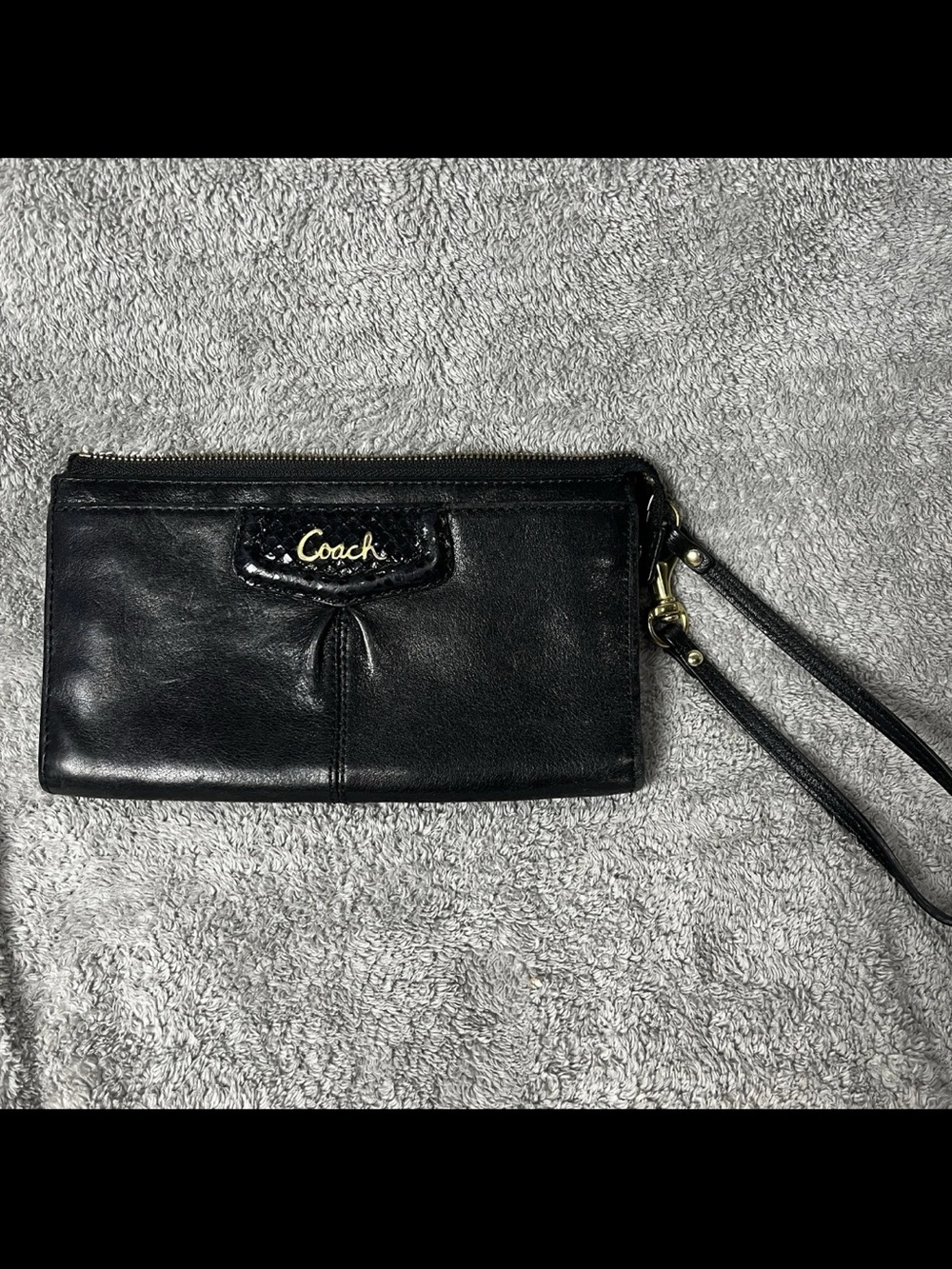 Coach Madison Wallet Black Leather Pleated Zipper Wristlet Y2K